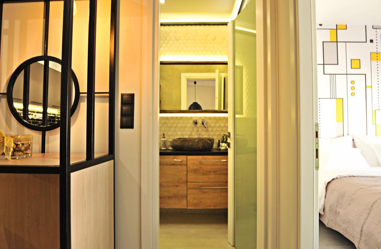 The Athenians Modern Apartments Atenas Exterior foto